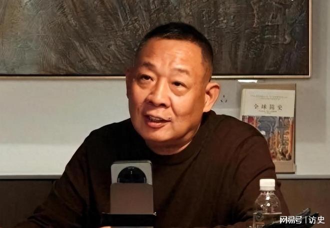 日报的点名揭开了胖东来的“真实现状”EVO视讯平台远离“造神”陷阱！人民(图19)